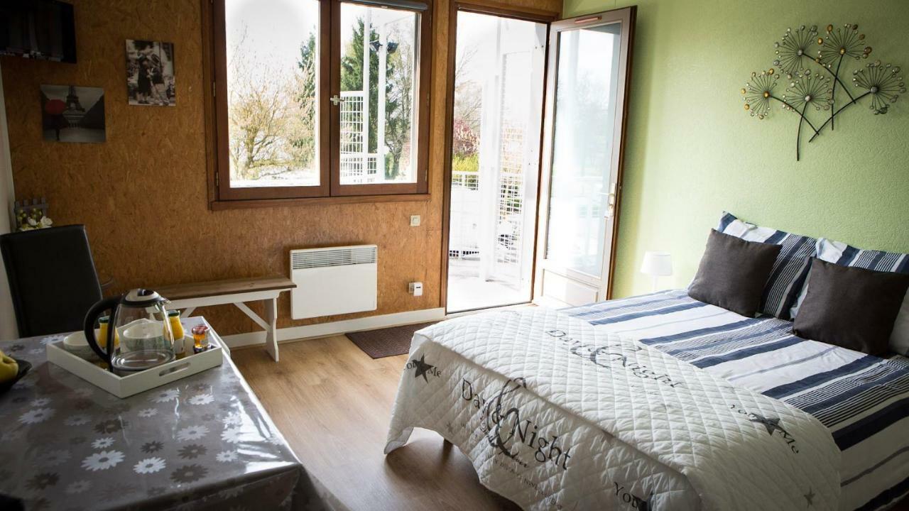 Studios Etape Du Lac Bourbon-Lancy Zewnętrze zdjęcie
